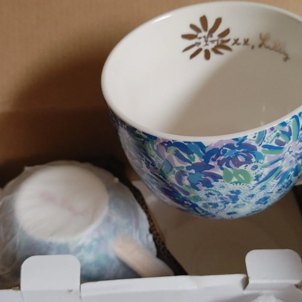 NIB Lilly Pulitzer Ceramic Mugs Set of 2